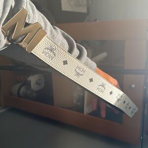 MCM Men’s Reversible Belt